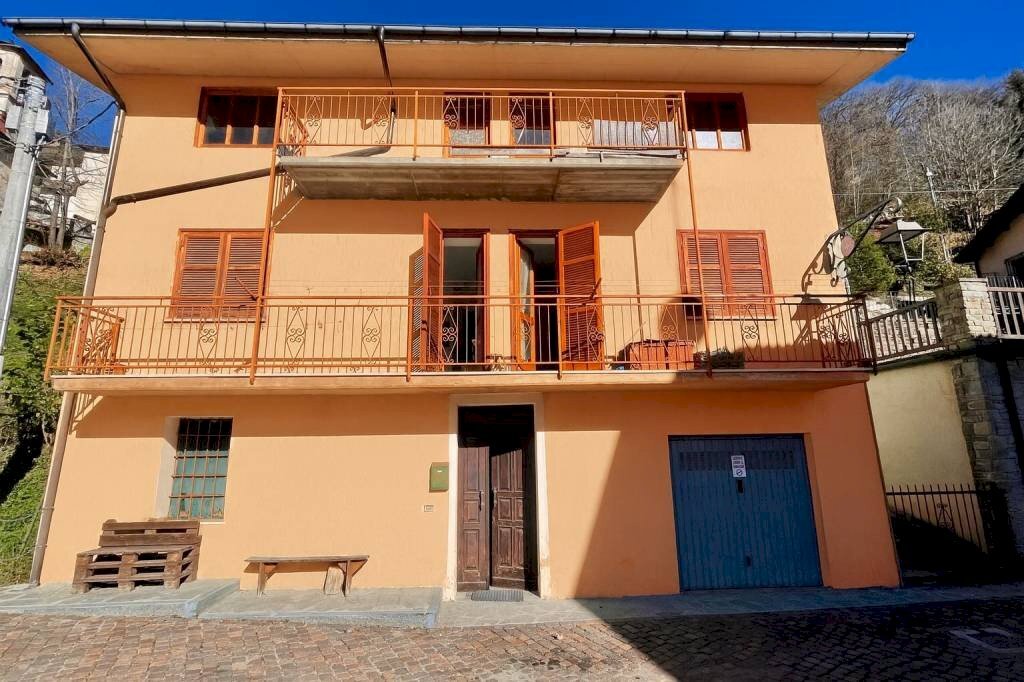Facciata - Casa indipendente via Santa Libera, 14, Pamparato - foto 1