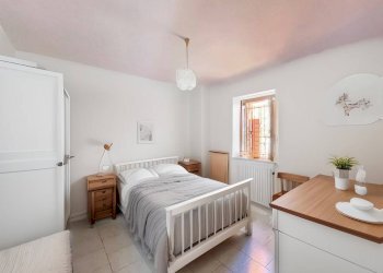 Camera da letto - Independent house via Santa Libera, 14, Pamparato - photo 4