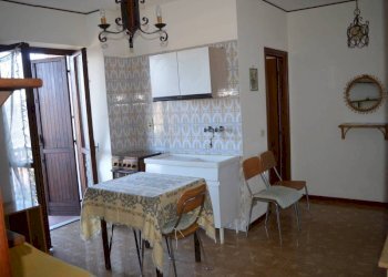 Cucina - Bilocale viale Pianfei, 50, Roburent - foto 1