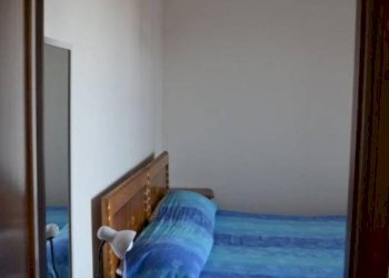 Camera da letto - Bilocale viale Pianfei, 50, Roburent - foto 15