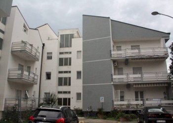 Facciata - Trilocale via Antonio Gramsci, 53, Nova Siri - foto 1