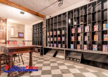 Shop Via Claude D'Avise, Aosta - photo 5