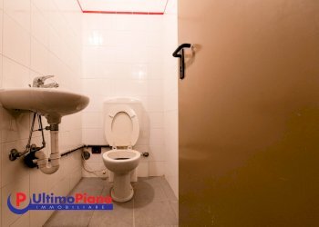 Shop Via Claude D'Avise, Aosta - photo 20