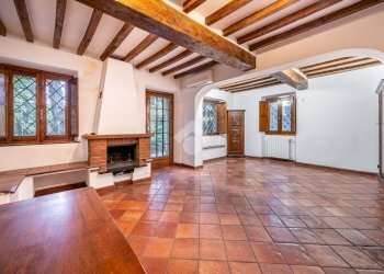 Villa Via IV Novembre, Montecchio Emilia - photo 1