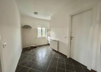 Trilocale Via Ranco, Savona (zona Valloria) - foto 6