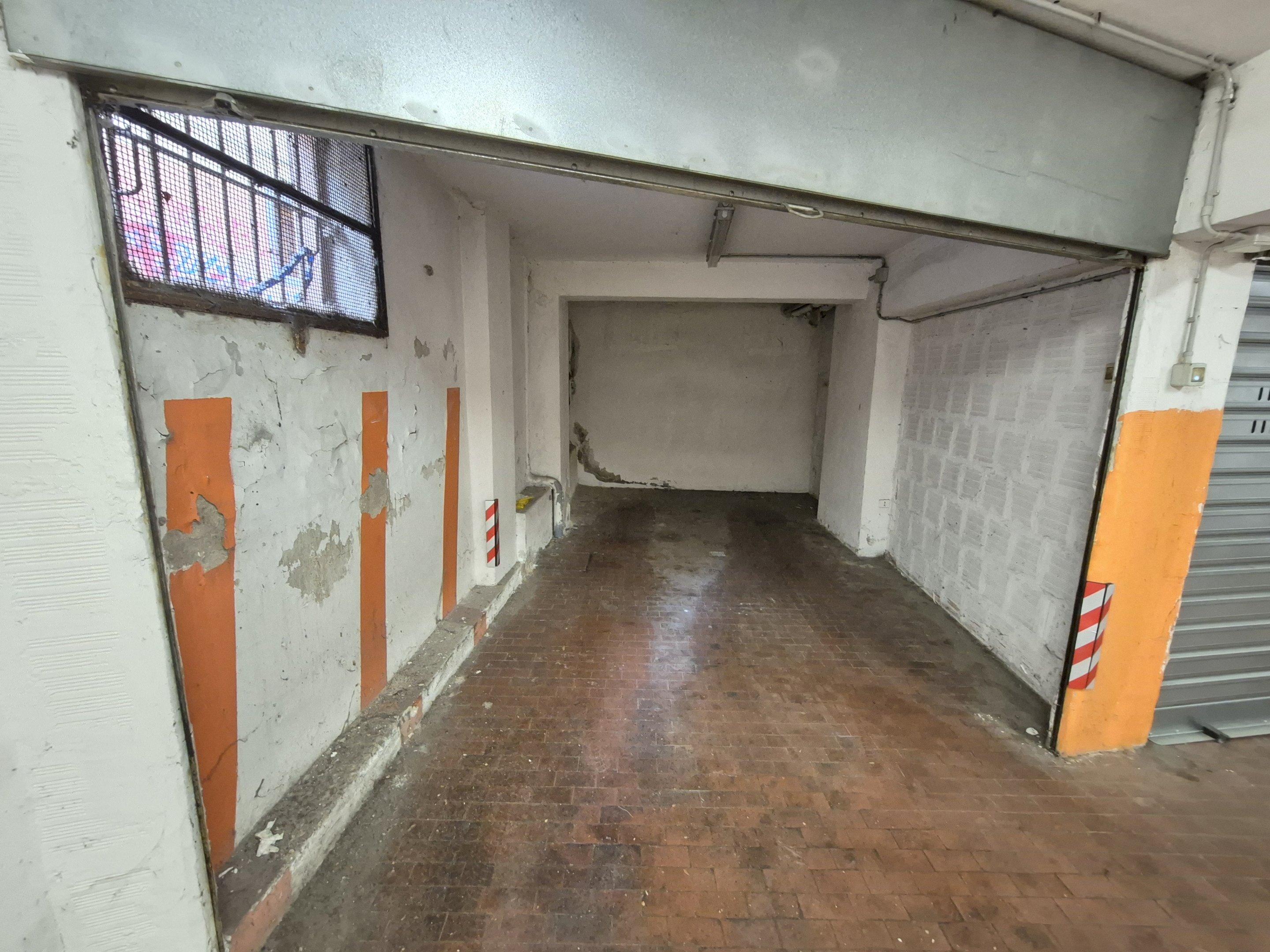 Garage - Parcheggio via del Pratello, Bologna (zona Centro Storico) - foto 2