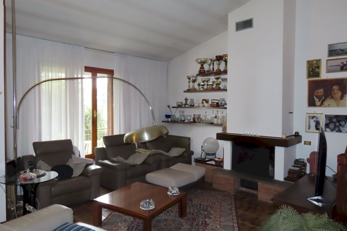 Casa indipendente Ravenna (zona Marconi) - foto 2