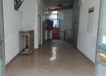 Locale Commerciale Piazza 4 Novembre, Sarno - foto 5