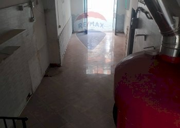 Locale Commerciale Piazza 4 Novembre, Sarno - foto 7