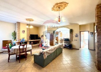 Apartment via roncalli, Gazzaniga - photo 2