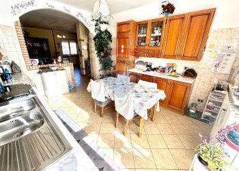 Apartment via roncalli, Gazzaniga - photo 11