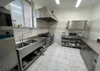 Cucina - Cafeteria - Cold Bar via Vittorio Emanuele II, 15, Chieri - photo 3