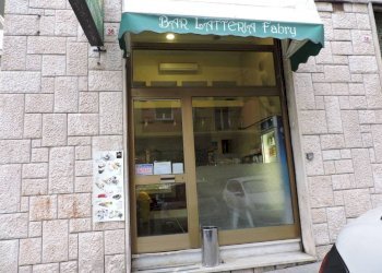 Facciata - Cafeteria - Cold Bar via Generale Manfredo Fanti, Genova (neighborhood Sampierdarena) - photo 1