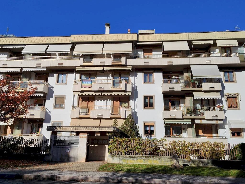 Facciata - Attic via Bodina, 44, Cuneo (neighborhood Donatello) - photo 1