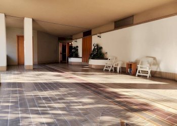 Portico - Attic via Bodina, 44, Cuneo (neighborhood Donatello) - photo 3