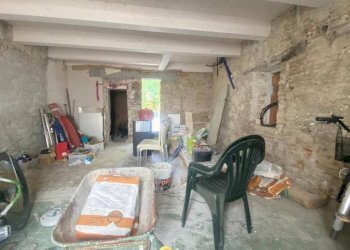 Box auto - Casa indipendente Morciano di Romagna - foto 7