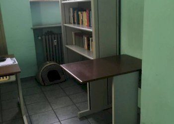 Stanza arredata - Office via Torino, 269, Ivrea - photo 4