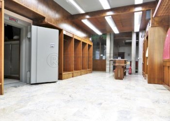 IMG_8633.JPG - Locale Commerciale via dal ponte, Torri di Quartesolo - foto 8