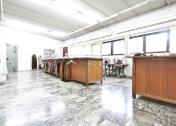 IMG_8648.JPG - Locale Commerciale via dal ponte, Torri di Quartesolo - foto 22