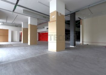 IMG_1494.JPG - Locale Commerciale Viale Verona 251, Vicenza - foto 15