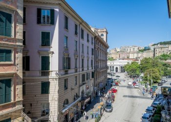 VISTA (3).jpg - Appartamento Piazza di Santa Brigida 17, Genova - foto 9