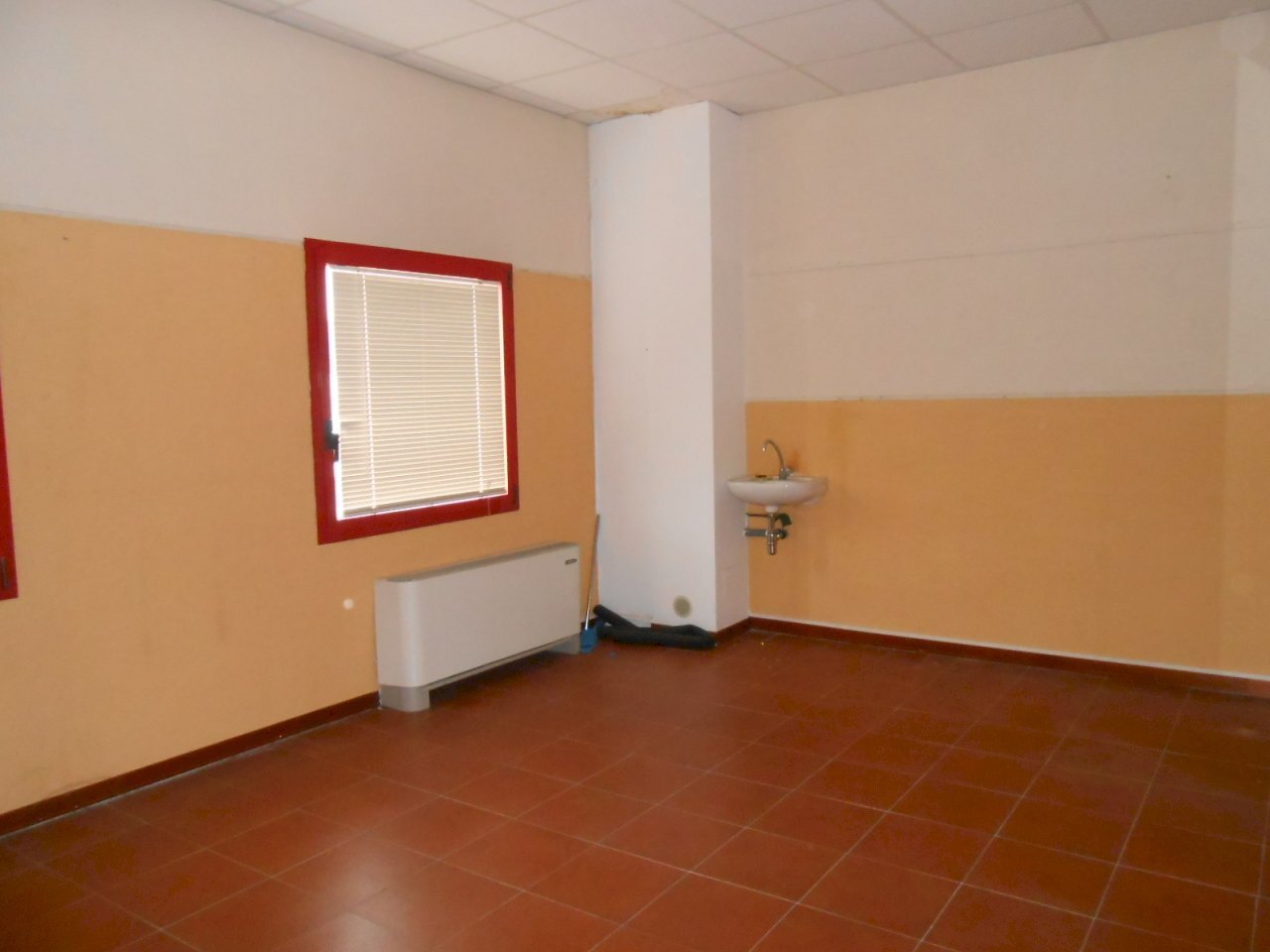 DSCN8784.JPG - Commercial Premises Via Cavalletti, Lucca - photo 1