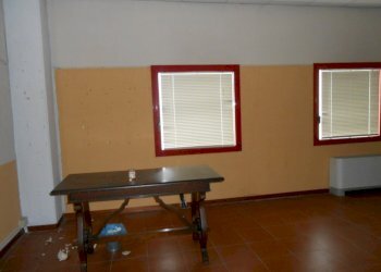 DSCN8785.JPG - Locale Commerciale Via Cavalletti, Lucca - foto 7