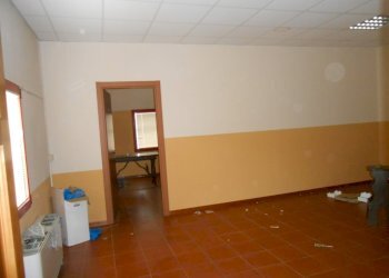 DSCN8787.JPG - Locale Commerciale Via Cavalletti, Lucca - foto 8