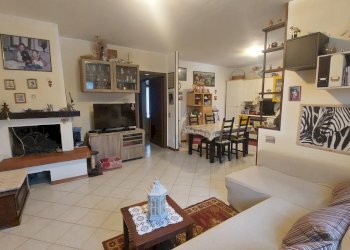 1pertini.jpg - Appartamento Dicomano - foto 1