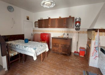 13rincineindipendente.jpg - Casa Colonica Strada Statale Stia - Londa 7, Londa - foto 13