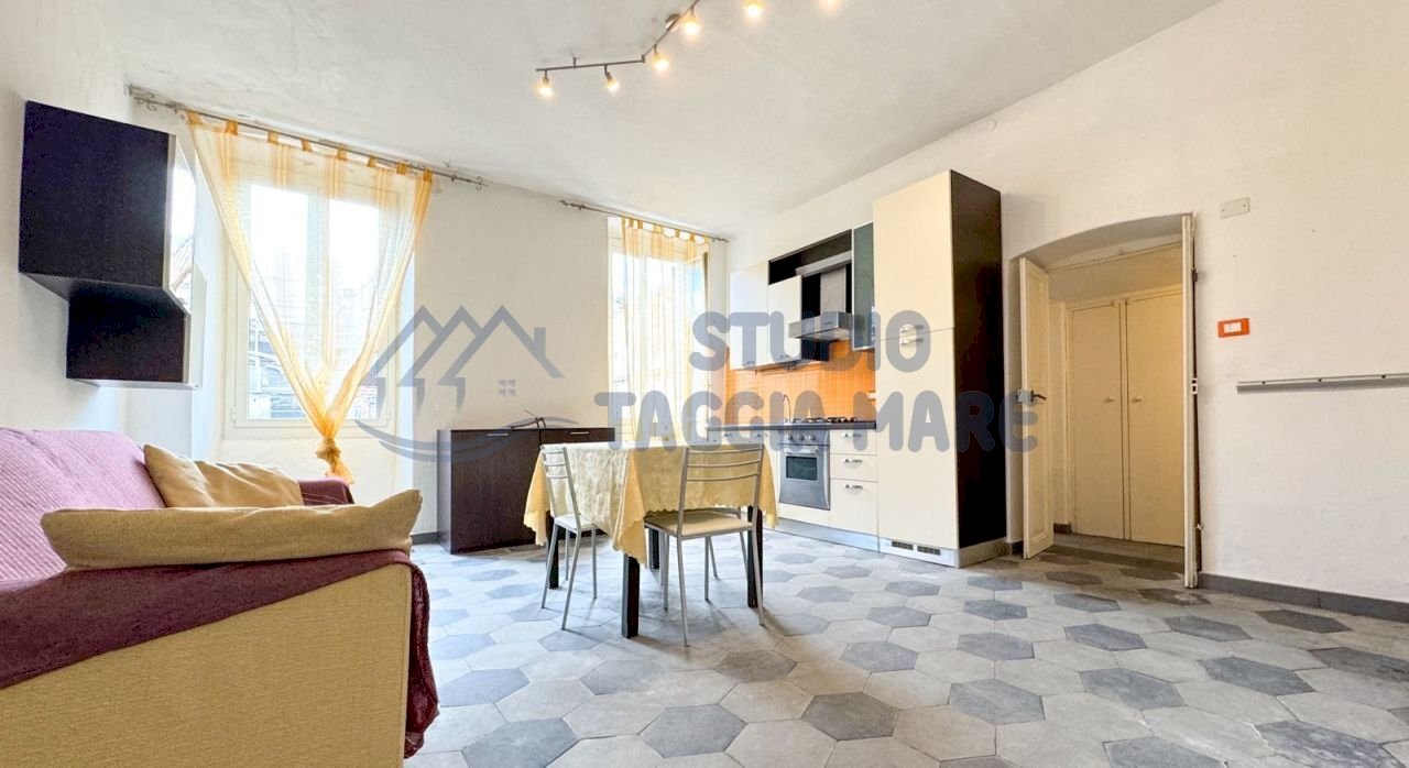 PHOTO-2024-11-27-18-05-35.jpg - Four-room apartment VIA ARDIZZONI, Taggia - photo 2