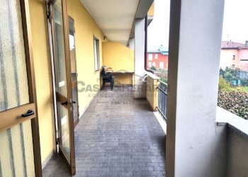 TERRAZZO VERANDA.jpeg - Villa Trifamiliare Brembate di Sopra - foto 19