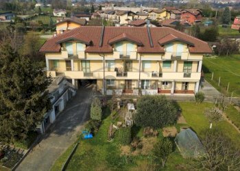 WhatsApp Image 2025-03-23 at 22.06.55 (2).jpeg - Villa Trifamiliare Brembate di Sopra - foto 8