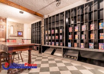 Shop Via Claude D'Avise, Aosta - photo 6