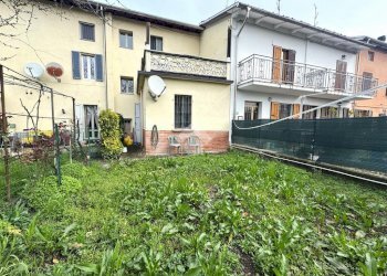 Two-room apartment Str. Case Massi, Fontevivo - photo 1
