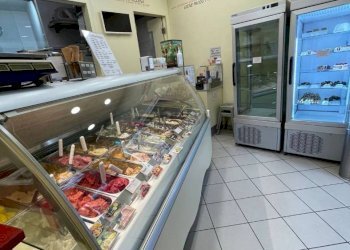 Ice cream shop via Giacomo Matteotti, Bologna (neighborhood Bolognina) - photo 2