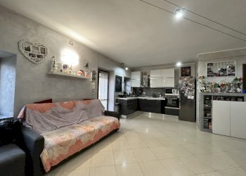 soggiorno - Casa indipendente Via Vittorio Veneto, San Paolo Solbrito - foto 8