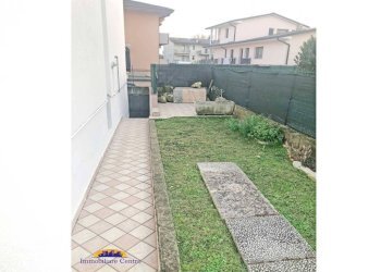 Giardino - Villa a Schiera piazza 4 Novembre, 10, Povegliano Veronese - foto 4