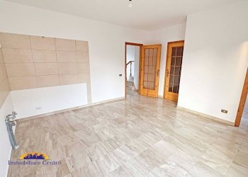 Cucina - Villa a Schiera piazza 4 Novembre, 10, Povegliano Veronese - foto 11