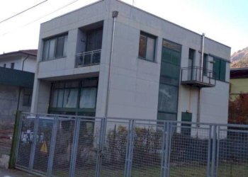 Facciata - Shop via Enrico Mattei, Talamona - photo 26