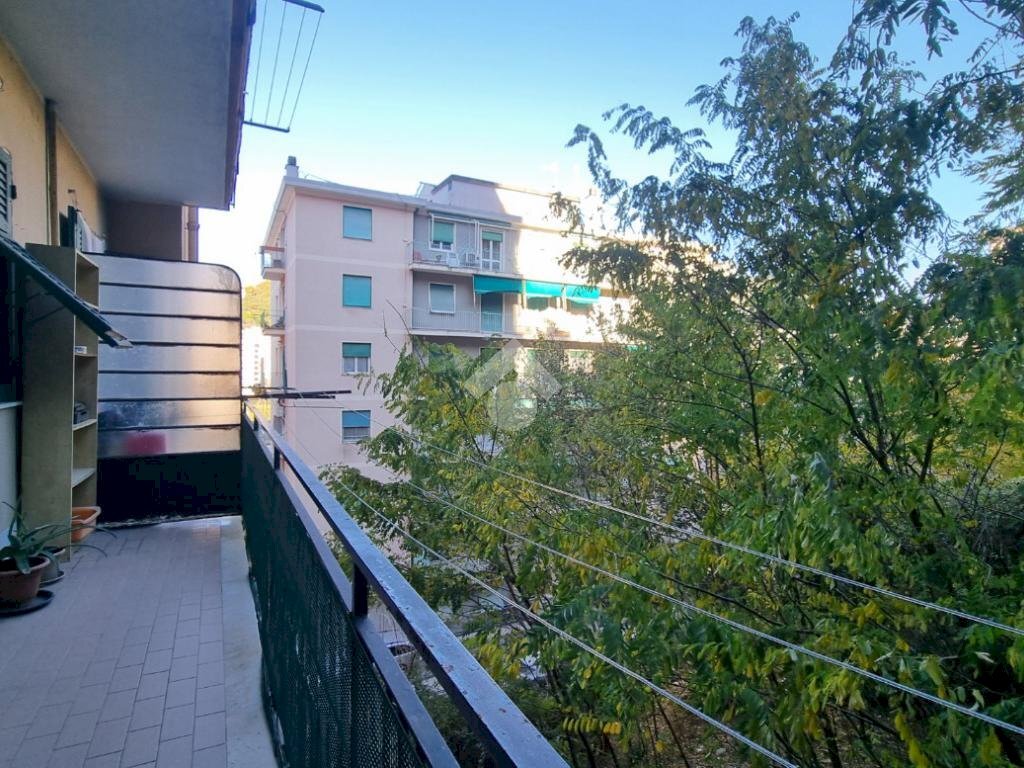 Three-room apartment Via Angelo Masina, Genova (neighborhood Marassi) - photo 2
