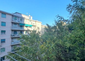 Three-room apartment Via Angelo Masina, Genova (neighborhood Marassi) - photo 1