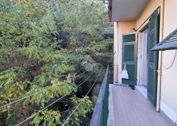 Three-room apartment Via Angelo Masina, Genova (neighborhood Marassi) - photo 3