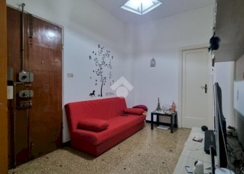 Three-room apartment Via Angelo Masina, Genova (neighborhood Marassi) - photo 6