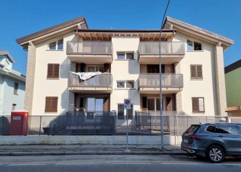 Trilocale Via Vittorio Emanuele, Caponago - foto 1