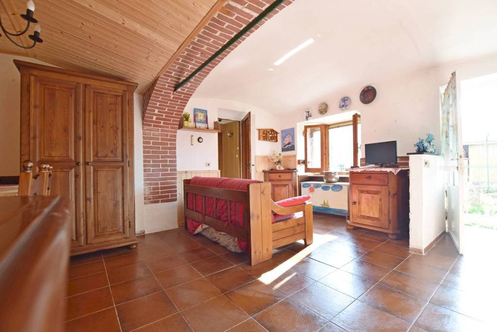 Salone - Appartamento via Malborgo, 23, Monastero di Vasco - foto 2