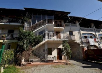 Facciata - Casa indipendente via San Martino, 18, Castellamonte - foto 1