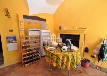 Salone - Casa indipendente via San Martino, 18, Castellamonte - foto 7