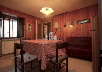 Cucina - Casa indipendente via Umberto I, 25, Val di Chy - foto 6