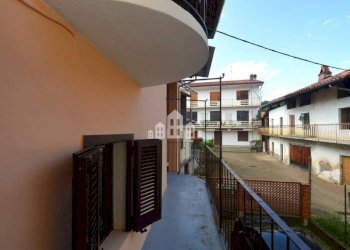 balcone - Casa indipendente via Umberto I, 25, Val di Chy - foto 16